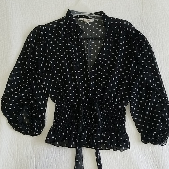 Polka dotted blouse - Picture 2 of 5